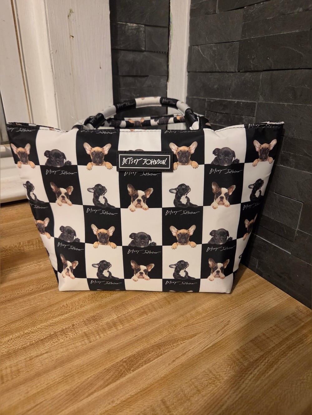 Betsey Johnson NWT Doggie Lunch Tote - Picture 5 of 7